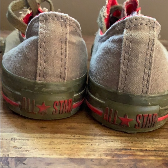 Distressed chucks - Picture 2 of 3
